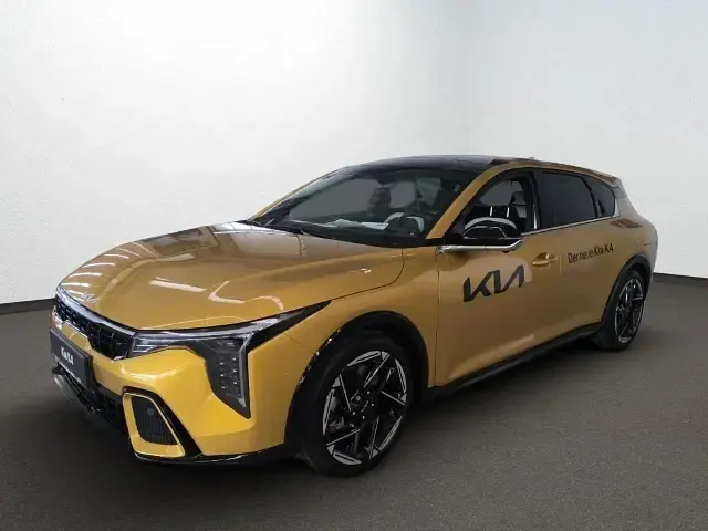 Neu Kia K4 GT-Line 179 PS (131 kW) 2026 Gelb Limousine