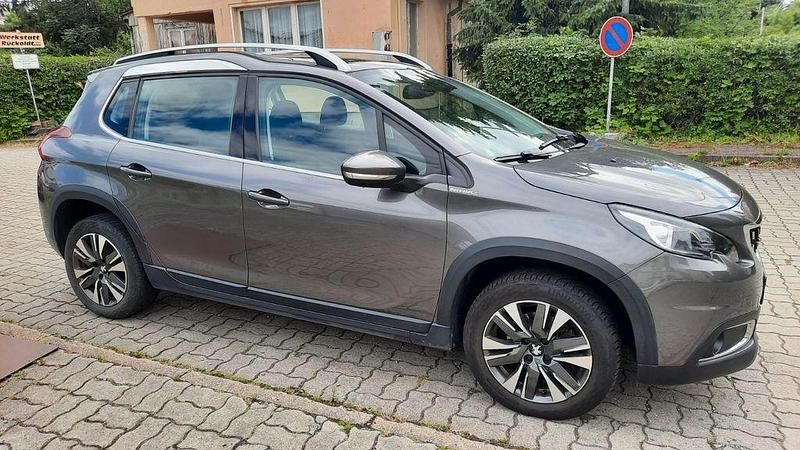 Gebraucht Peugeot 2008 Allure 110 PS (80 kW) 2017 SUV
