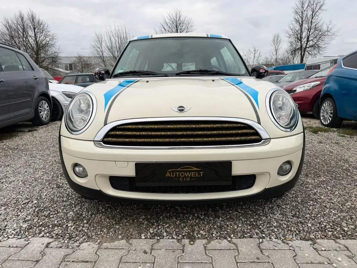 Usado Mini Cooper 95 CV (69 kW) 2009 Blanco Utilitario