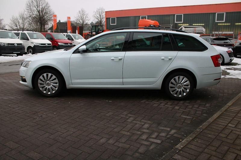 Gebraucht Skoda Octavia Ambition 150 PS (110 kW) 2017 Weiß Kombi