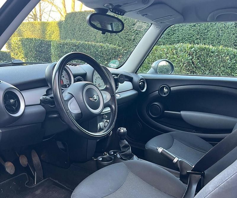 Usata Mini Cooper 120 CV (88 kW) 2008 Argento Utilitaria