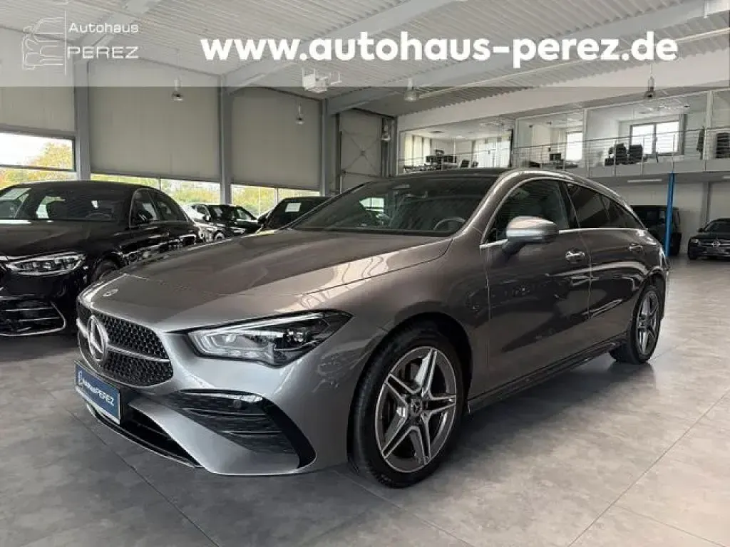 Gebraucht Mercedes CLA250 AMG 163 PS (119 kW) 2024 Mountaingrau metallic (metallic) Coupé