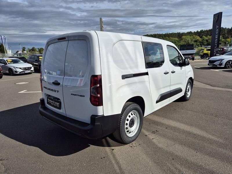 Neu Peugeot Partner 131 PS (96 kW) 2025 Weiß Van / Kleinbus