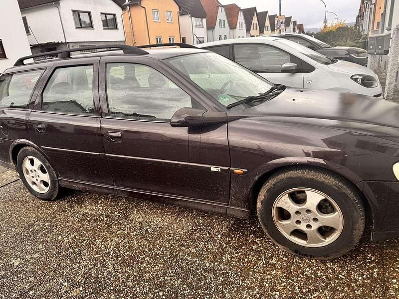 Gebraucht Opel Vectra 101 PS (74 kW) 2001 Kombi