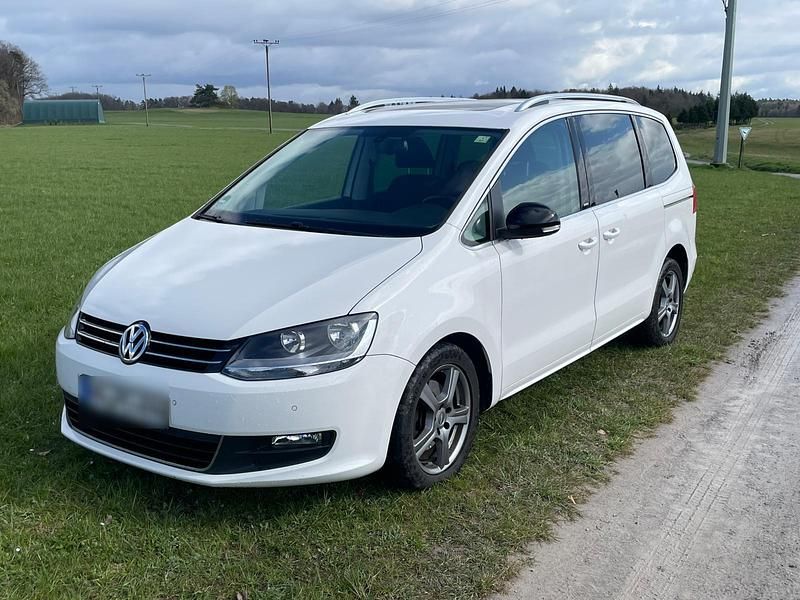 Gebraucht VW Sharan 140 PS (102 kW) 2011 Weiß Van / Kleinbus