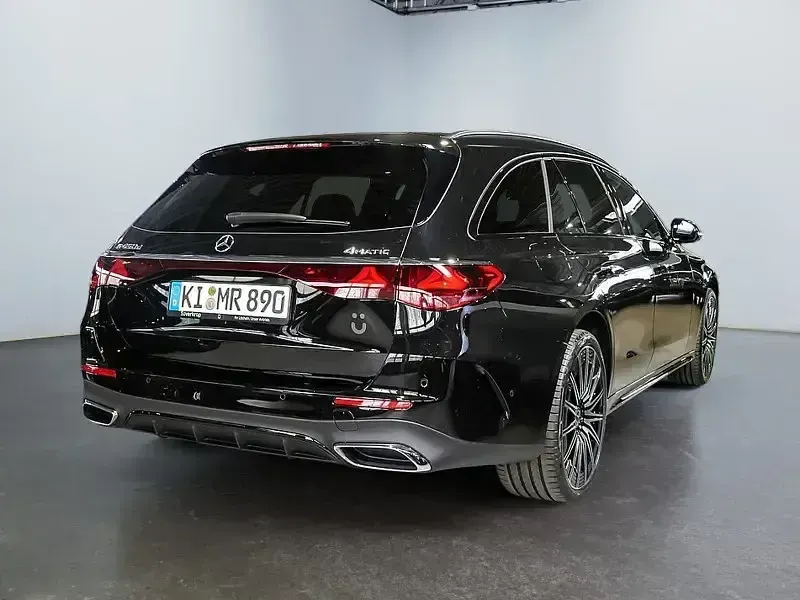 Gebraucht Mercedes E450 Premium 367 PS (269 kW) 2026 Schwarz Kombi