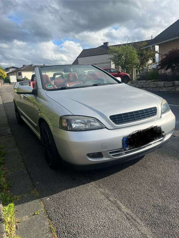 Grau Gebraucht 2001 Opel Astra Cabriolet Cabrio | 1.300 € (Guter Preis) - Bild 1/4