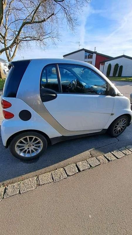 Gebraucht Smart ForTwo Coupé 71 PS (52 kW) 2009 Weiß Coupé