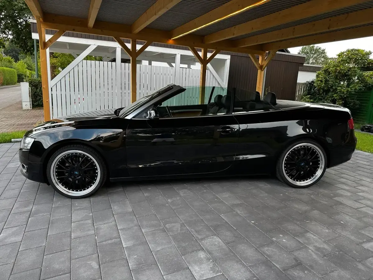 Gebraucht Audi A5 Cabriolet Exclusive 250 PS (183 kW) 2011 Schwarz Cabrio