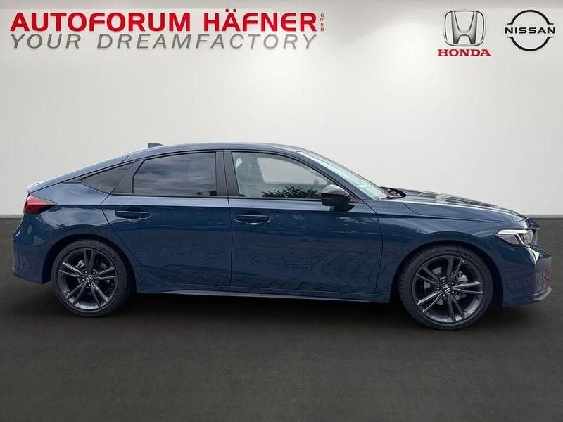Neu Honda Civic Hybrid 143 PS (105 kW) 2025 Blau Limousine