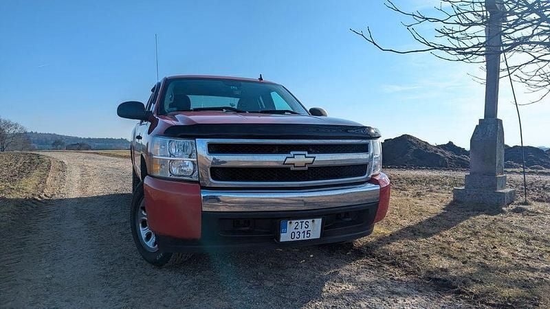 Gebraucht Chevrolet Silverado 320 PS (235 kW) 2007 Rot SUV
