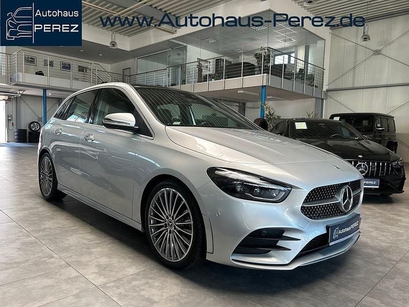 Silber Gebraucht 2023 Mercedes B250 AMG Line Premium Plus Van / Kleinbus | 41.449 € (Etwas zu teuer) - Bild 1/4