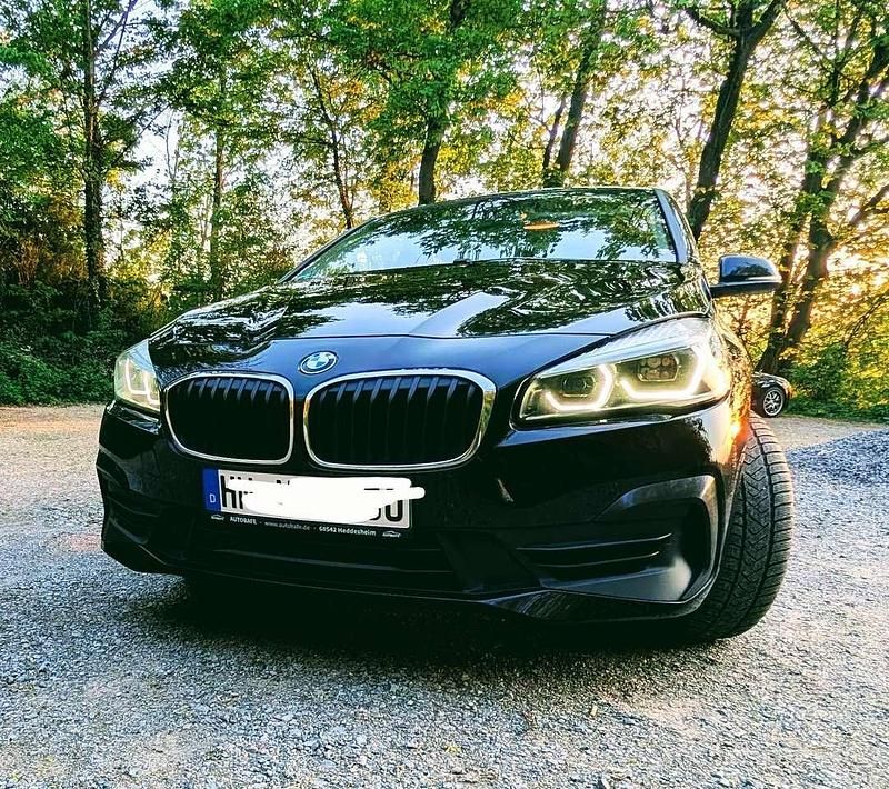 Gebraucht BMW 216 Active Tourer Advantage 116 PS (85 kW) 2021 Schwarz Van / Kleinbus