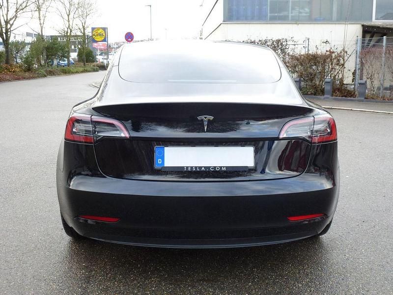 Gebraucht Tesla Model 3 Standard Range Plus 225 kW (306 PS) 2022 Schwarz Limousine