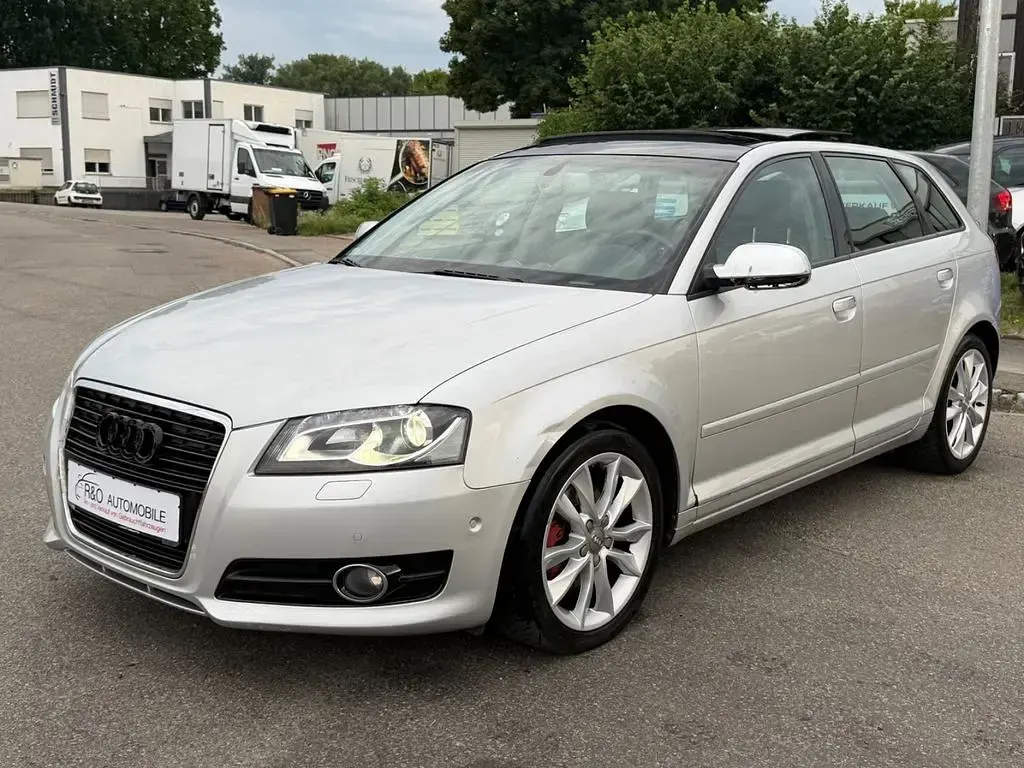 Gebraucht Audi A3 Sportback Ambition 125 PS (91 kW) 2012 Silber Kleinwagen