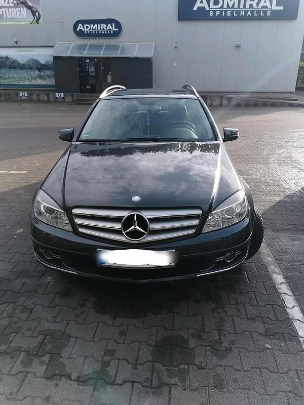 Gebraucht Mercedes C200 136 PS (100 kW) 2010 Grau Kombi