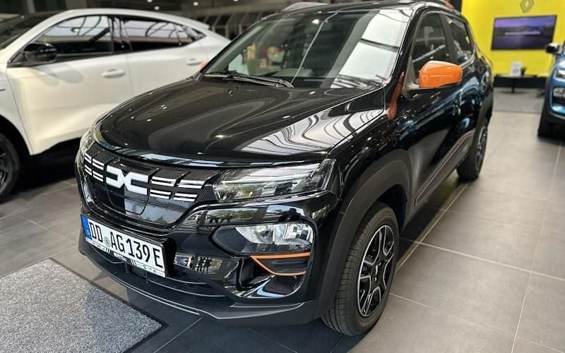Schwarz Gebraucht 2024 Dacia Spring Essentiel Kleinwagen | 13.990 € (Fairer Preis) - Bild 1/4
