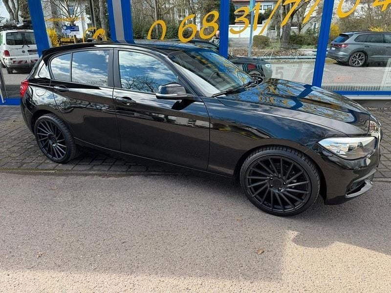 Gebraucht BMW 118 Advantage 136 PS (100 kW) 2017 Schwarz Kleinwagen