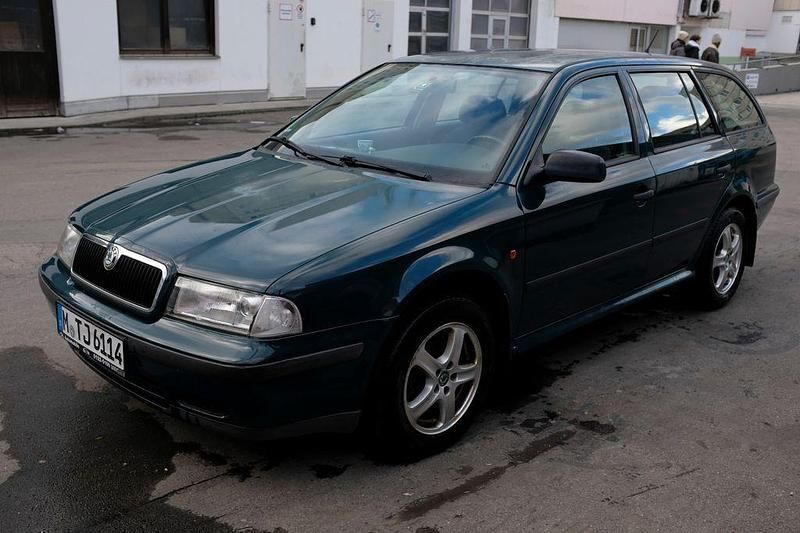 Gebraucht Skoda Octavia 101 PS (74 kW) 1999 Grün Kombi