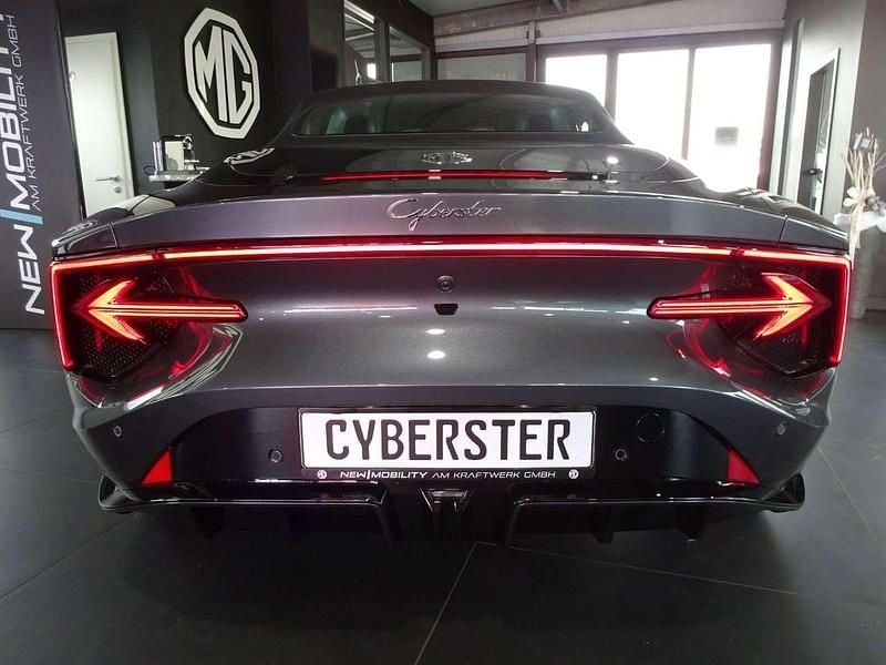 Neu MG Cyberster 375 kW (510 PS) 2025 Grau Cabrio