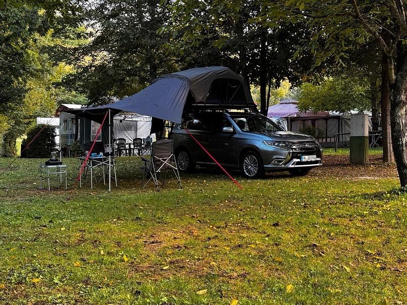 Gebraucht Mitsubishi Outlander P-HEV 2021 Grau Van / Kleinbus