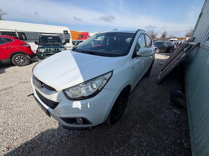 Gebraucht Hyundai ix35 Classic 116 PS (85 kW) 2011 Weiß SUV