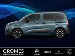 Neu Citroën Berlingo 131 PS (96 kW) 2026 Blau (kiamablau metallic) Van / Kleinbus