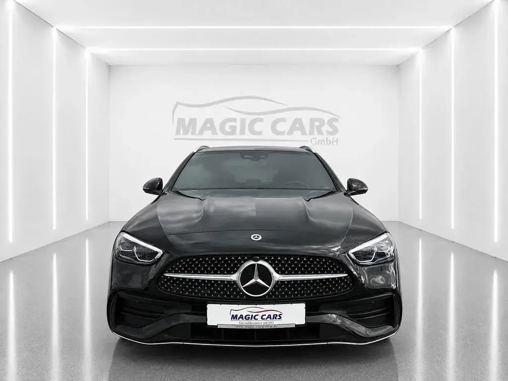 Gebraucht Mercedes C220 AMG 200 PS (147 kW) 2022 Obsidianschwarz (metallic) Kombi