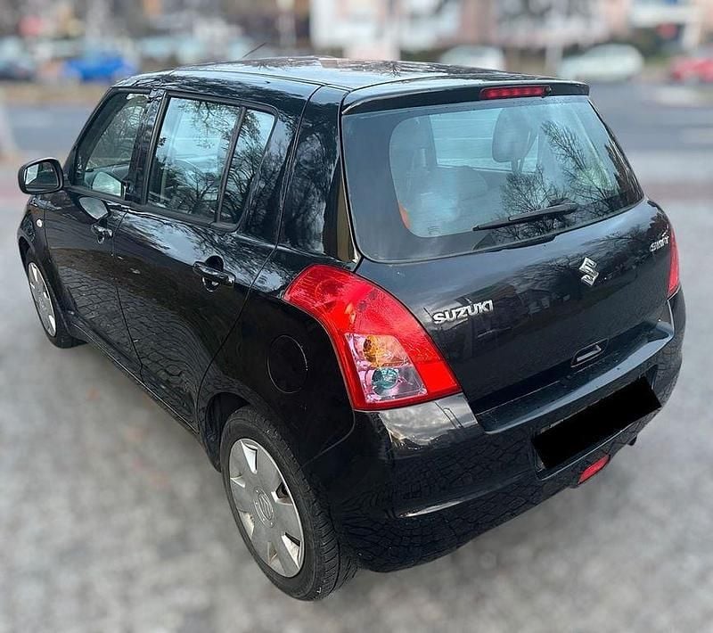 Schwarz Gebraucht 2009 Suzuki Swift Club Limousine | 4.650 € (Fairer Preis) - Bild 1/4