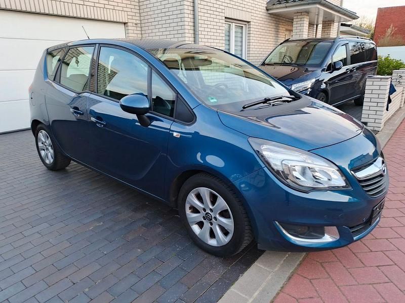 Gebraucht Opel Meriva Edition 95 PS (69 kW) 2015 Blau Van / Kleinbus