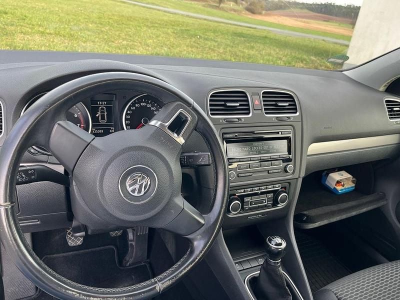 Gebraucht VW Golf VII 80 PS (58 kW) 2013 Blau Limousine