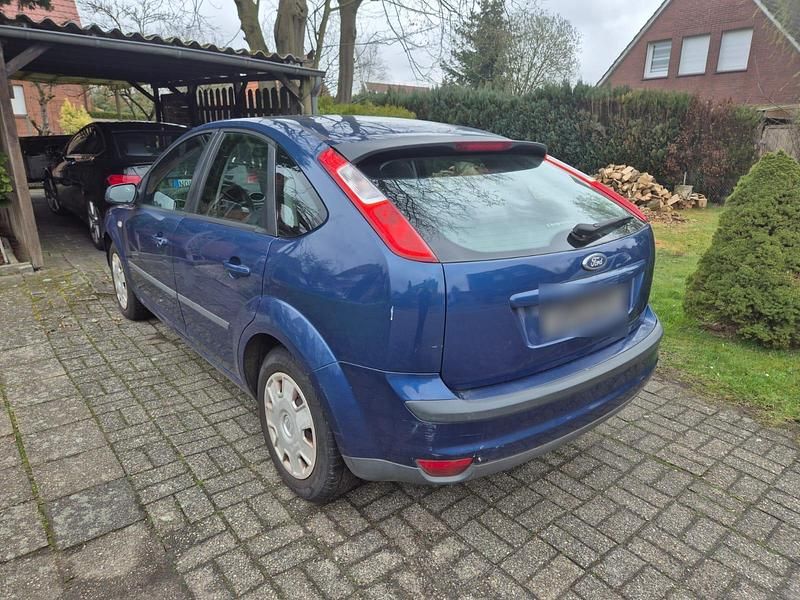 Gebraucht Ford Focus 105 PS (77 kW) 2007 Blau Limousine