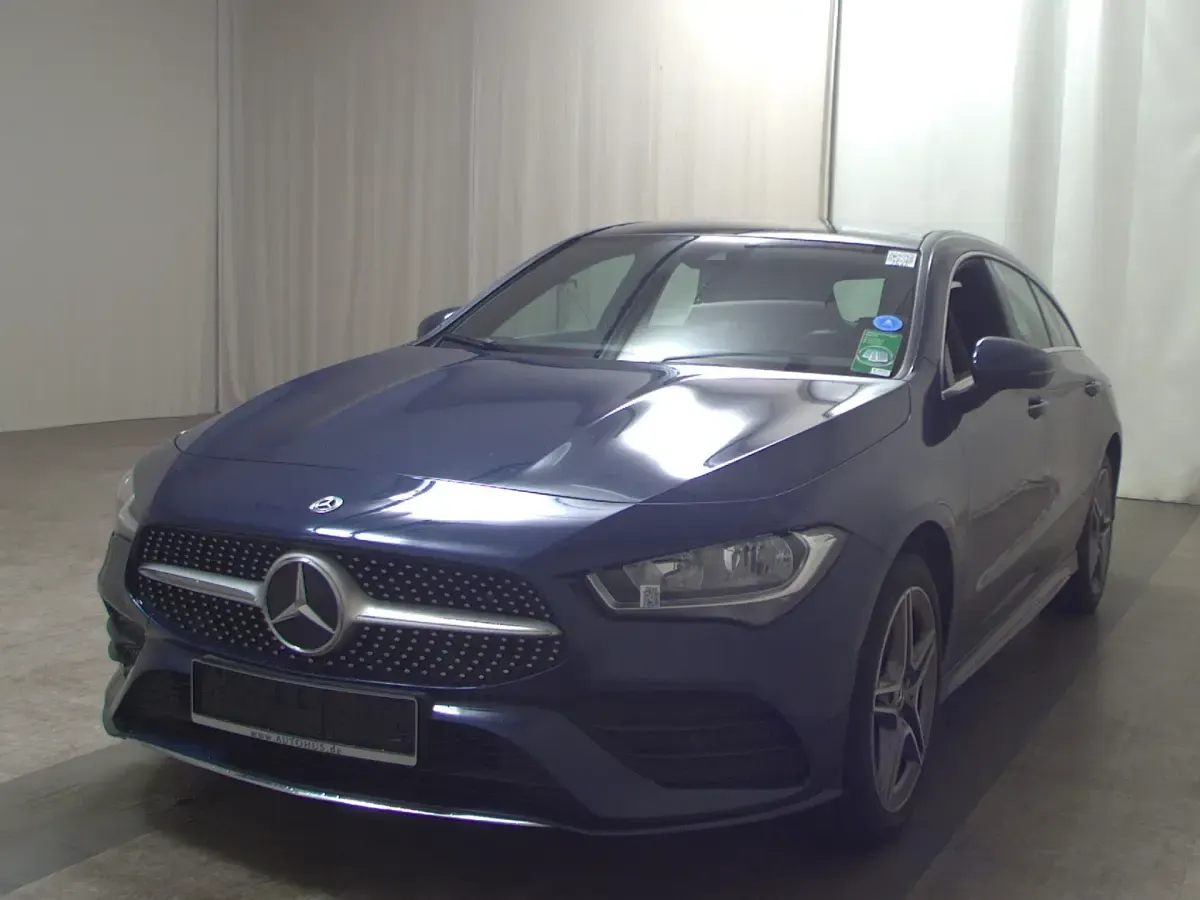 Gebraucht Mercedes CLA250 AMG line 218 PS (160 kW) 2022 Blau (metallic) Coupé