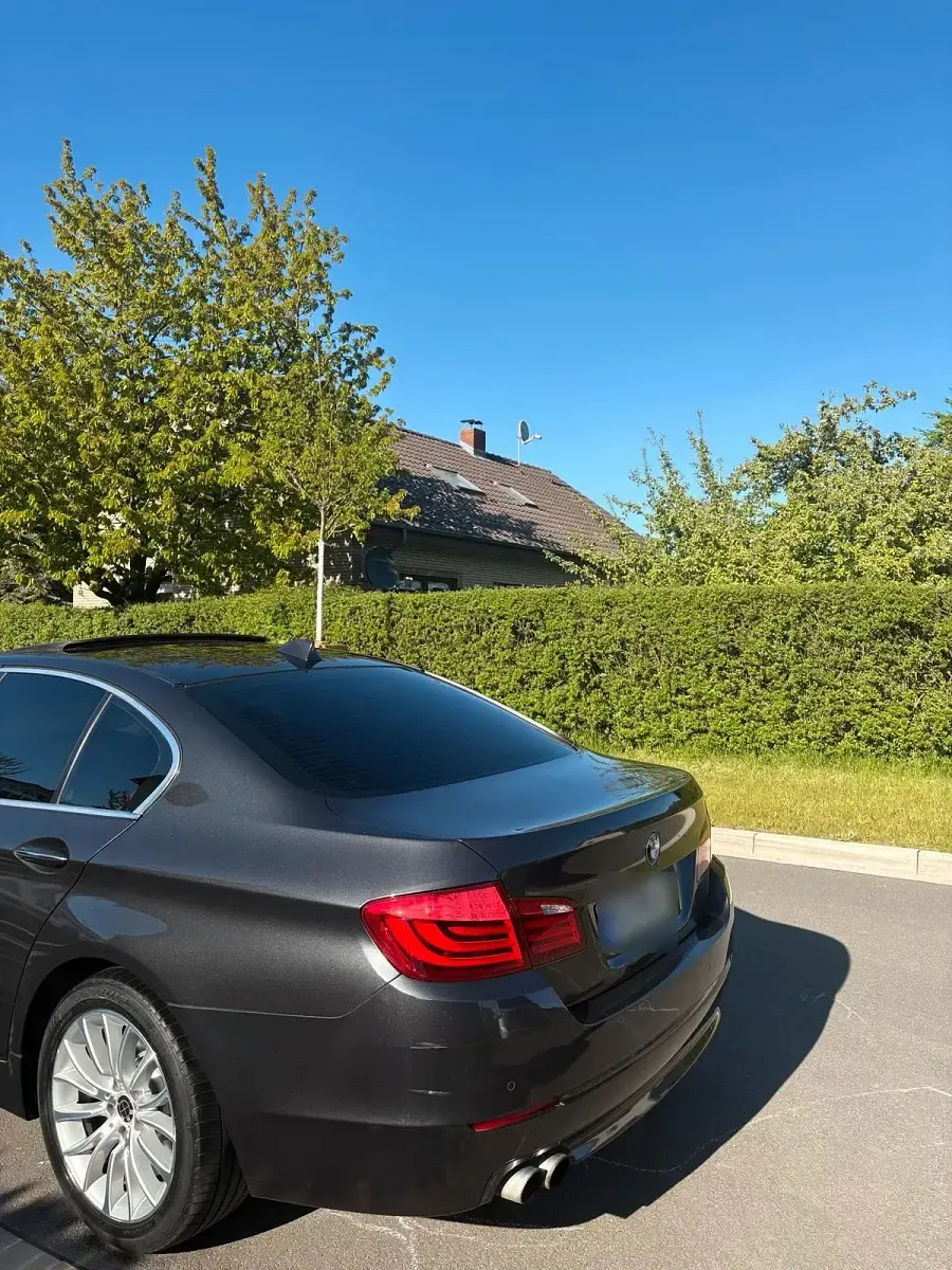 Second-hand BMW 525 310 CP (228 kW) 2011 Gri Berlinǎ