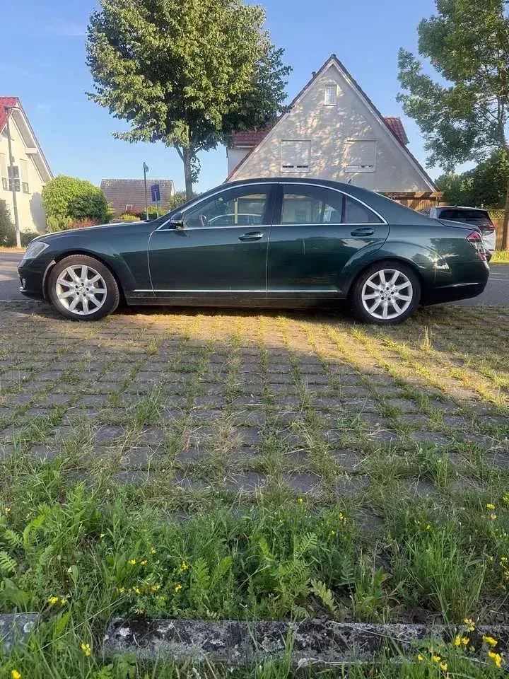 Gebraucht Mercedes S320 235 PS (172 kW) 2007 Grün Limousine