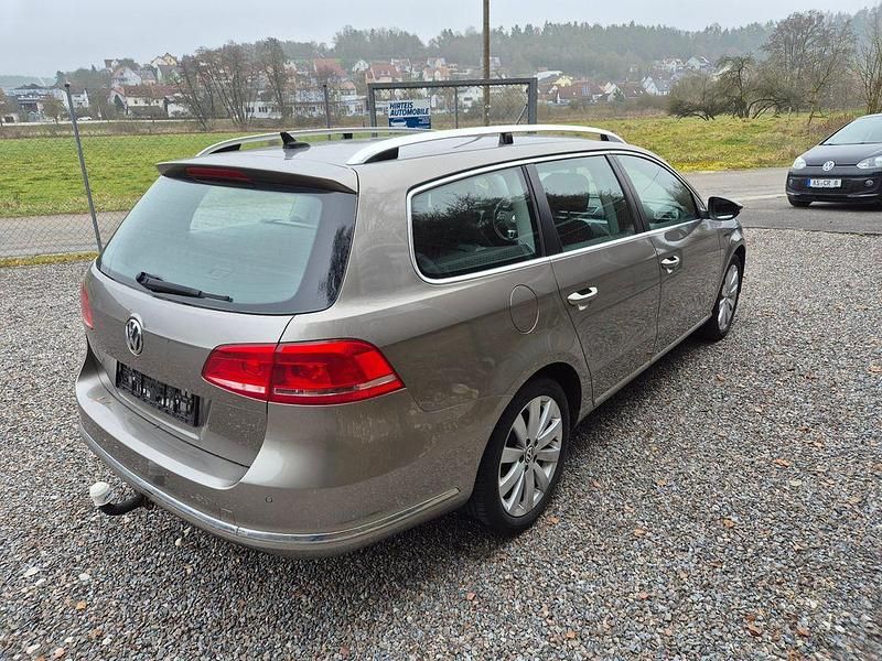 Gebraucht VW Passat 105 PS (77 kW) 2013 Braun Kombi