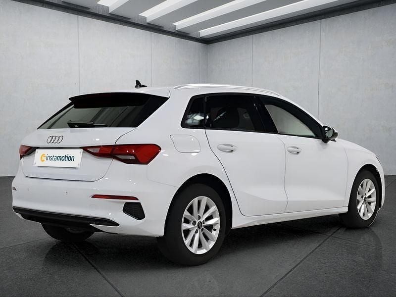Second-hand Audi A3 116 CP (85 kW) 2022 Alb Berlinǎ