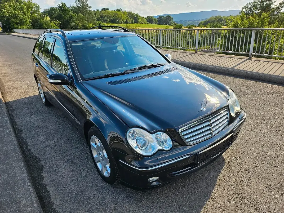 Gebraucht Mercedes C230 Elegance 150 PS (110 kW) 2006 Schwarz Kombi