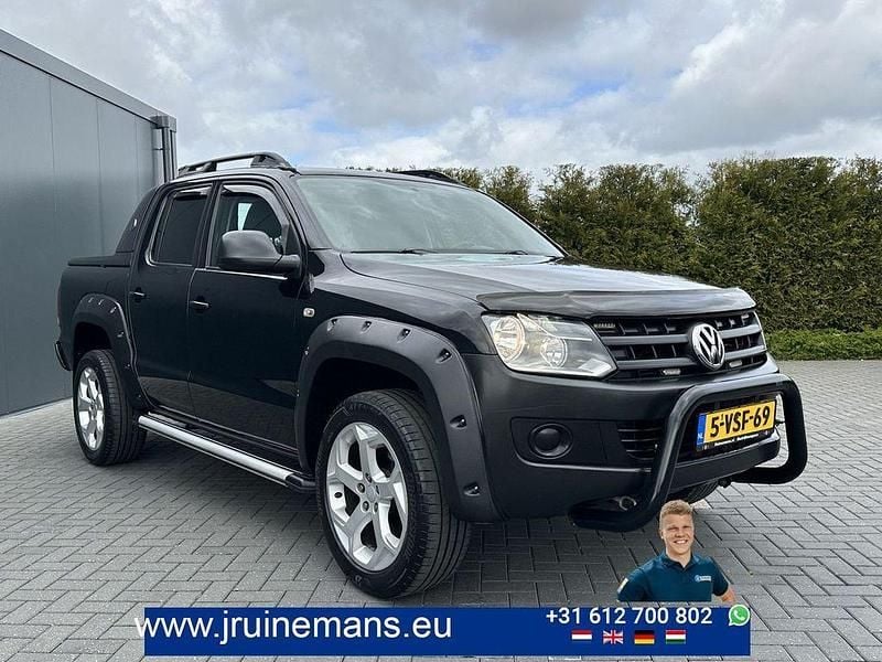 Gebraucht VW Amarok 122 PS (89 kW) 2011 Schwarz Pickup