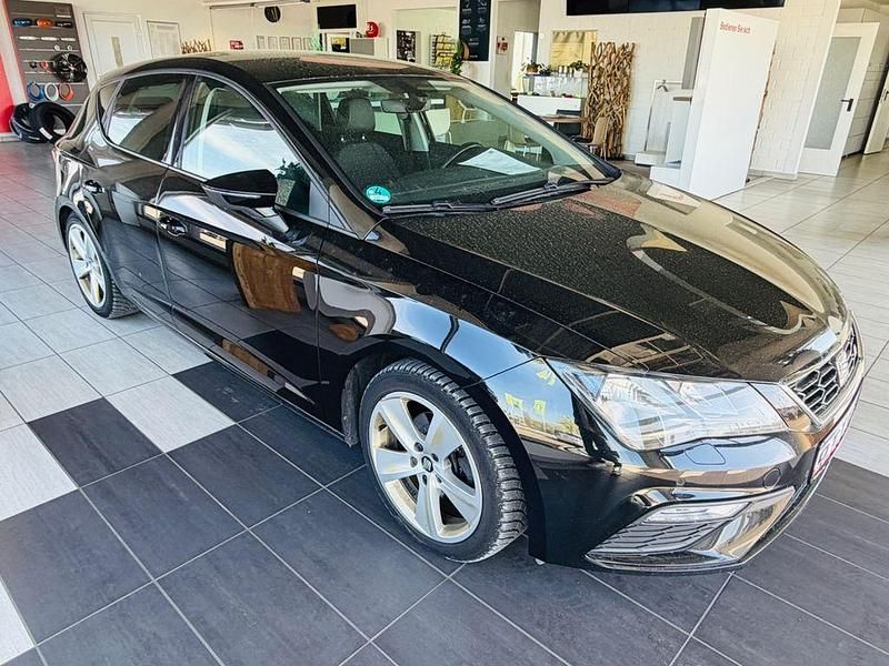 Second-hand Seat Leon FR 150 CP (110 kW) 2019 Negru Berlinǎ