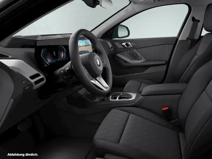 Gebraucht BMW 118 Efficient Dynamics 150 PS (110 kW) 2025 Black sapphire metallic Kleinwagen