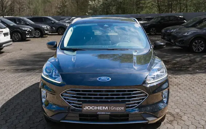 Gebraucht Ford Kuga Titanium 224 PS (164 kW) 2022 Schwarz SUV