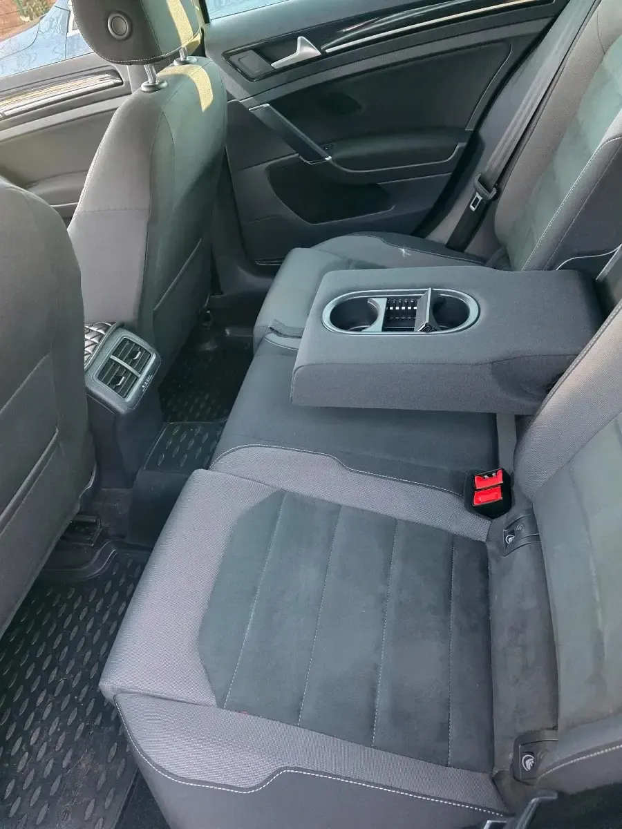 Gebraucht VW Golf VII 150 PS (110 kW) 2020 Braun Kombi