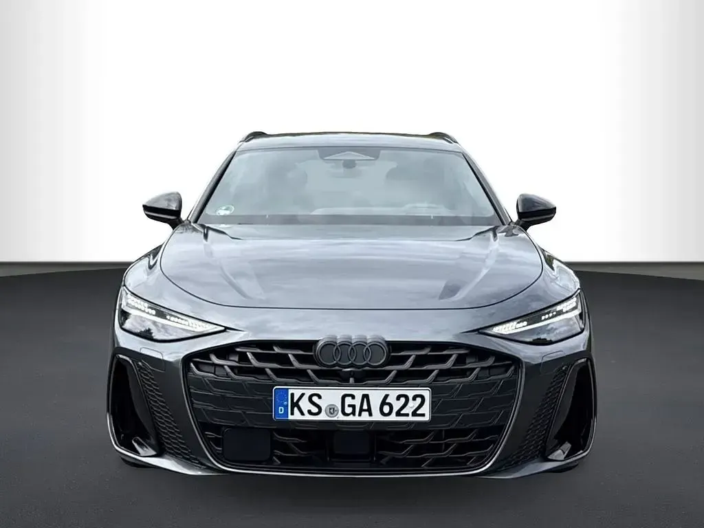 Gebraucht Audi A6 Edition .1 299 PS (219 kW) 2026 Grau Kombi