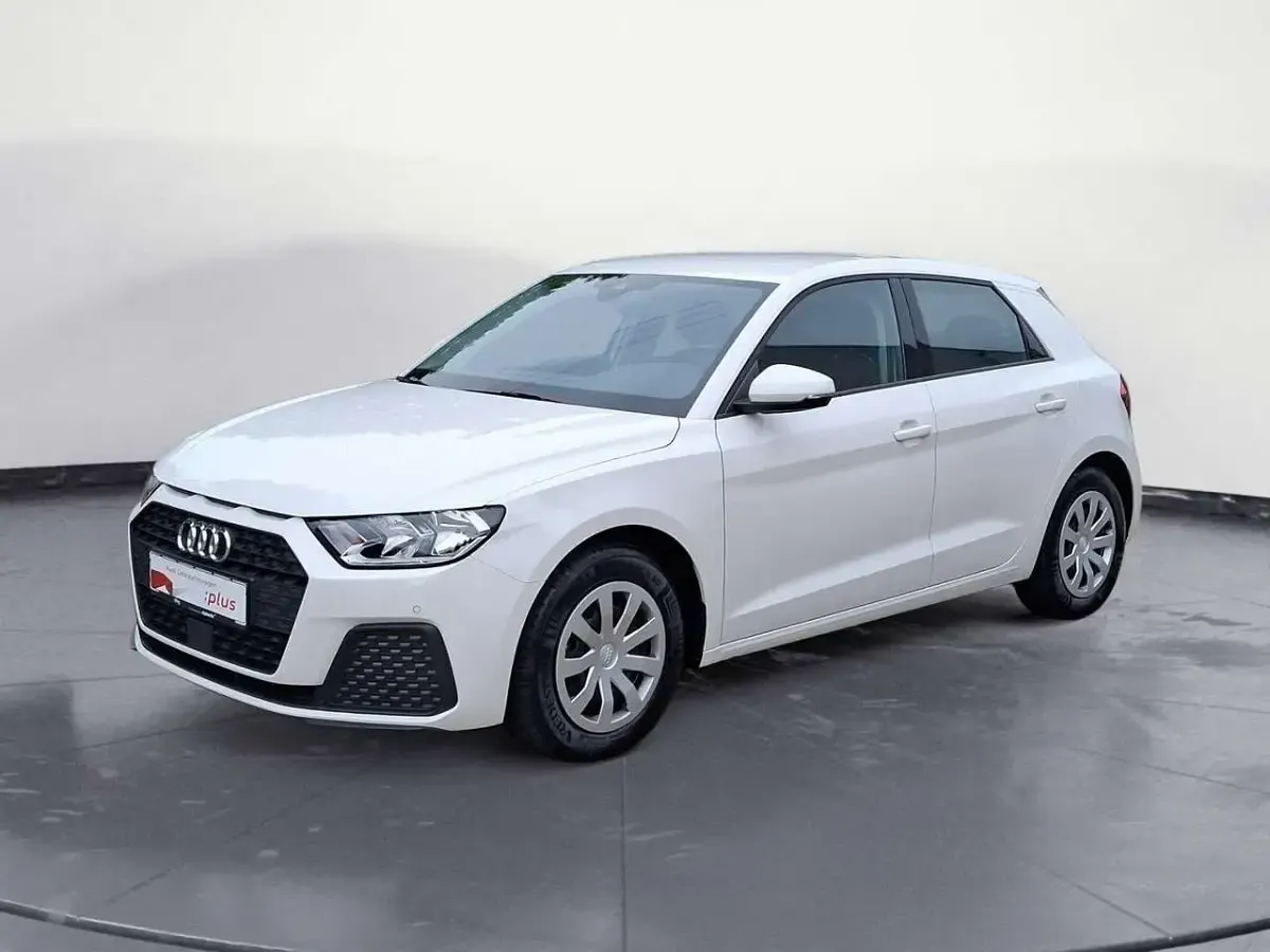Gebraucht Audi A1 95 PS (69 kW) 2023 Cortinaweiß SUV