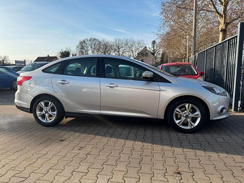 Gebraucht Ford Focus 160 PS (117 kW) 2013 Silber Limousine