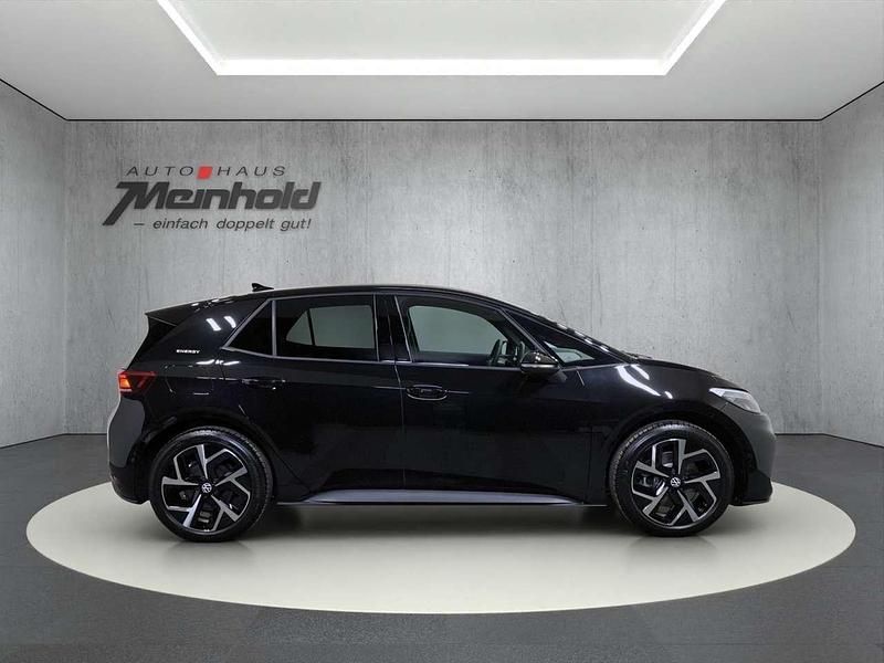 Gebraucht VW ID.3 Pro 150 kW (204 PS) 2026 Grenadillschwarz metallic Kleinwagen