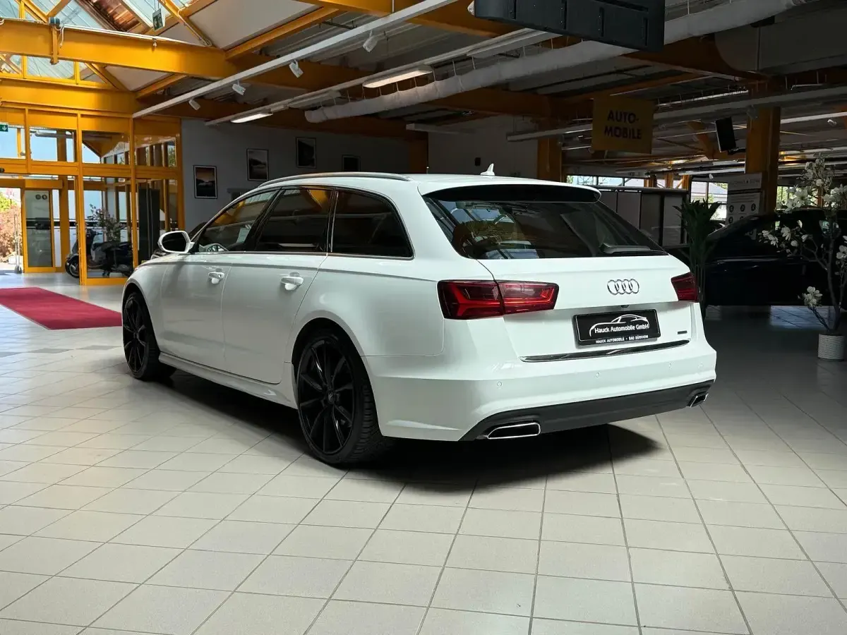 Używany Audi A6 Exclusive 218 KM (160 kW) 2017 Biały Kombi