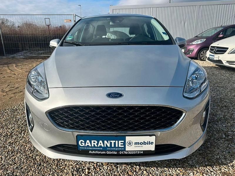 Gebraucht Ford Fiesta Cool & Connect 101 PS (74 kW) 2019 Silber Kleinwagen