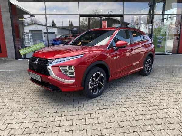 Rot (p62 dynamikrot) Gebraucht 2024 Mitsubishi Eclipse Cross Select SUV | 40.990 € - Bild 1/4